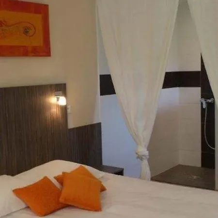Hotel The Originals City, Le Lodge, Ondres, Bayonne Nord 3*
